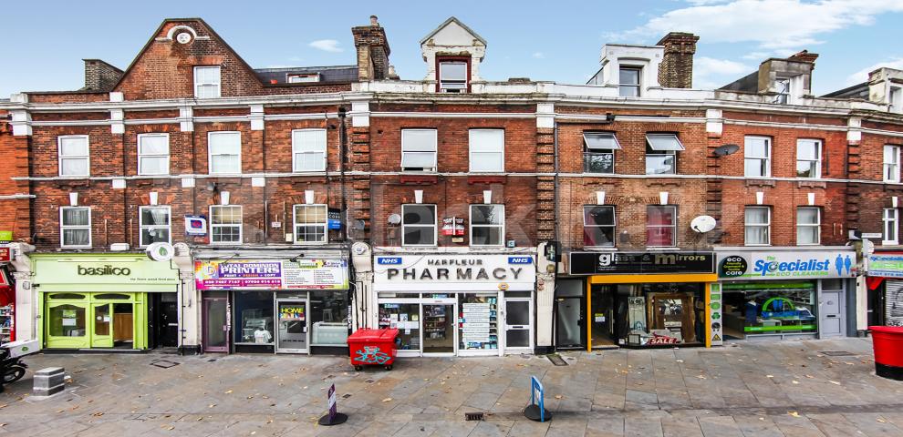 			NEW INSTRUCTION, 2 Bedroom, 1 bath, 1 reception Apartment			 Tower Bridge Road, London Bridge/ Tower Bridge Road